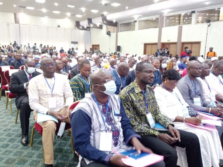 «Nous avons le devoir de réussir et de dégager le consensus utile au bien de notre peuple…» : extrait du mot d’ouverture des assises, ce 14 Octobre 2022 à Ouagadougou