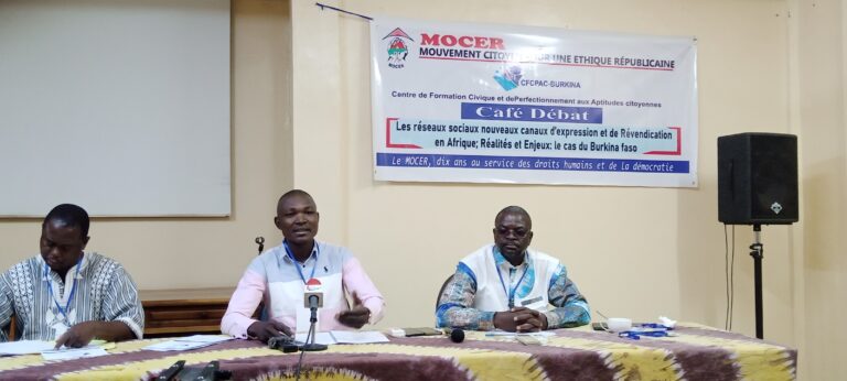 Enjeux et réalités des réseaux sociaux : le cas du Burkina Faso exposé en café débat par le MOCER et ses partenaires