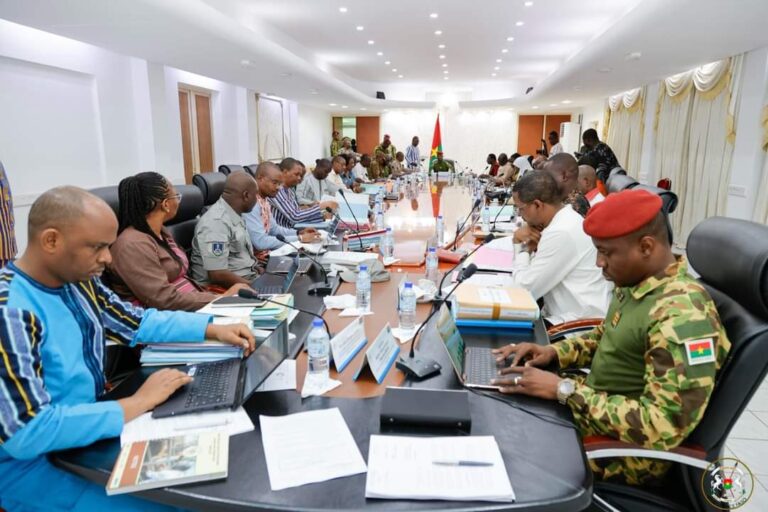 Conseil des ministres du 21 juin 2023 : plus de 8 milliards d’économie après la première phase de contrôle des éléments de rémunérations des agents publics