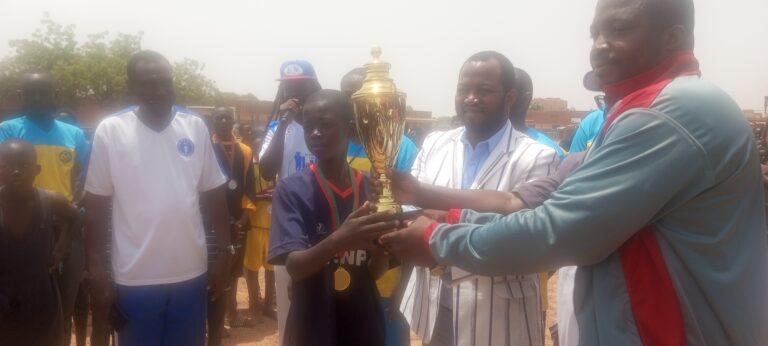 Fin des activités sportives et culturelles 2024 à CEB Ouaga 6 : Lumumba « A » s’empare du trophée face à Pissy « A »