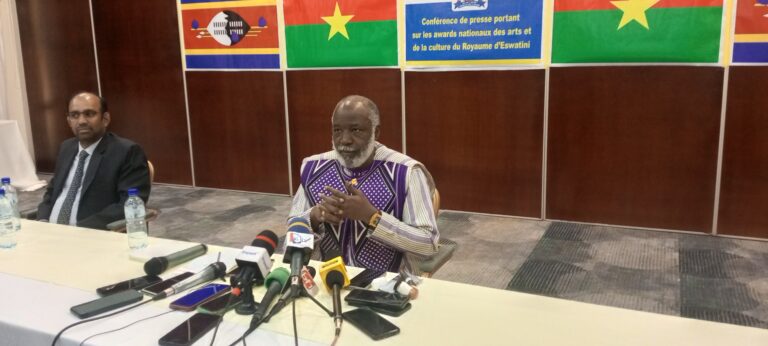 Promotion culturelle : Les Awards nationaux des arts et de la culture du Royaume d’Eswatini annoncés par El Hadj Dr BANAO Elibouy depuis le Burkina Faso