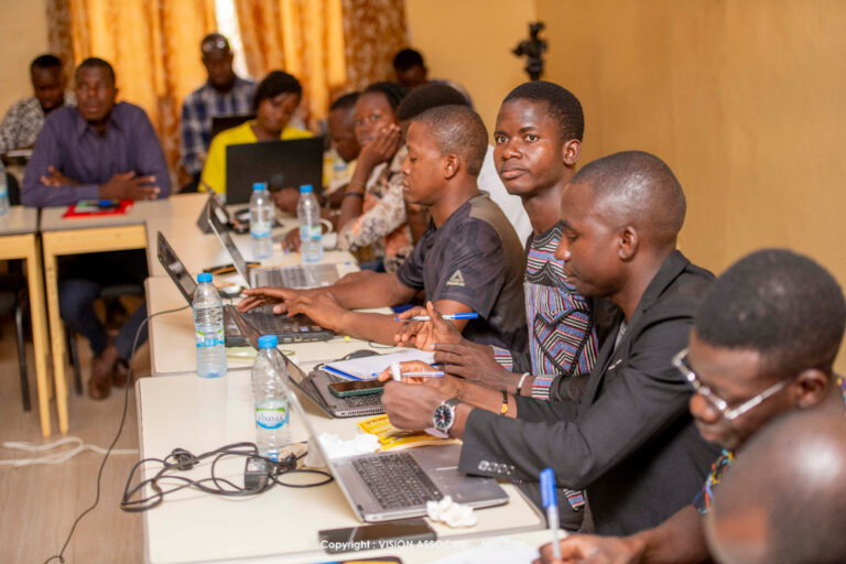 « Respect de l’éthique et déontologie ou pas, mieux vaut s’initier, car l’IA ne s’arrêtera pas… » : le formateur Amadou Maïga